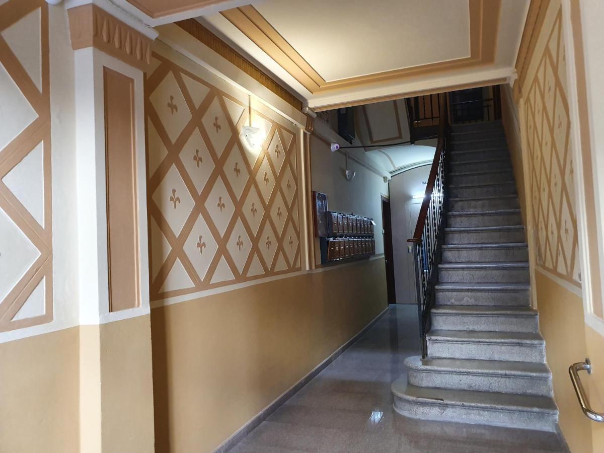 شقة Penthouse In Sagrada Familia برشلونة المظهر الخارجي الصورة